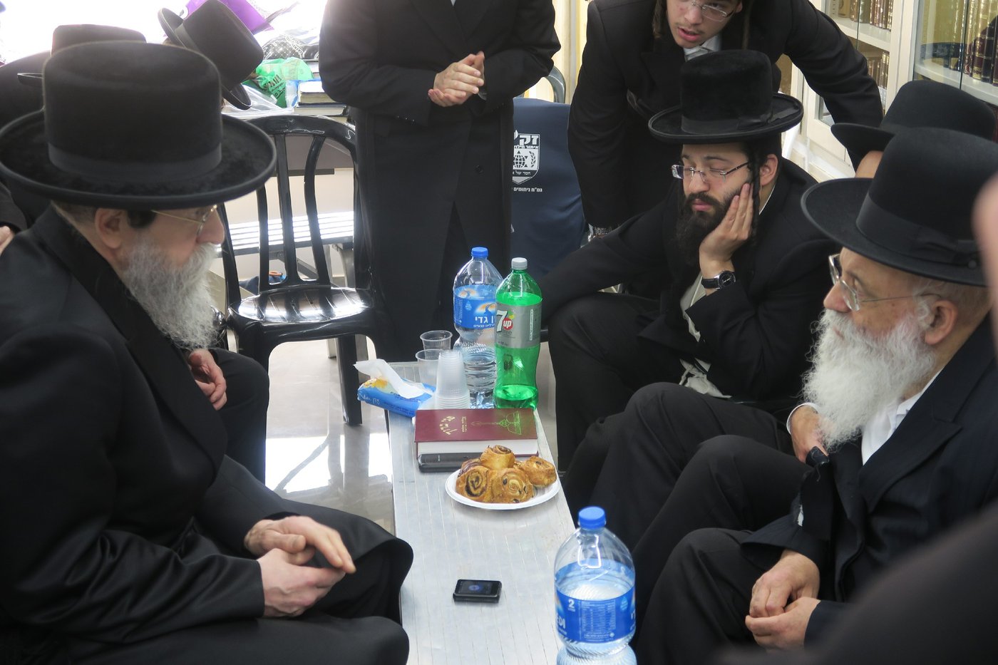 האדמו"ר מבאיאן ניחם את משפחות האסון