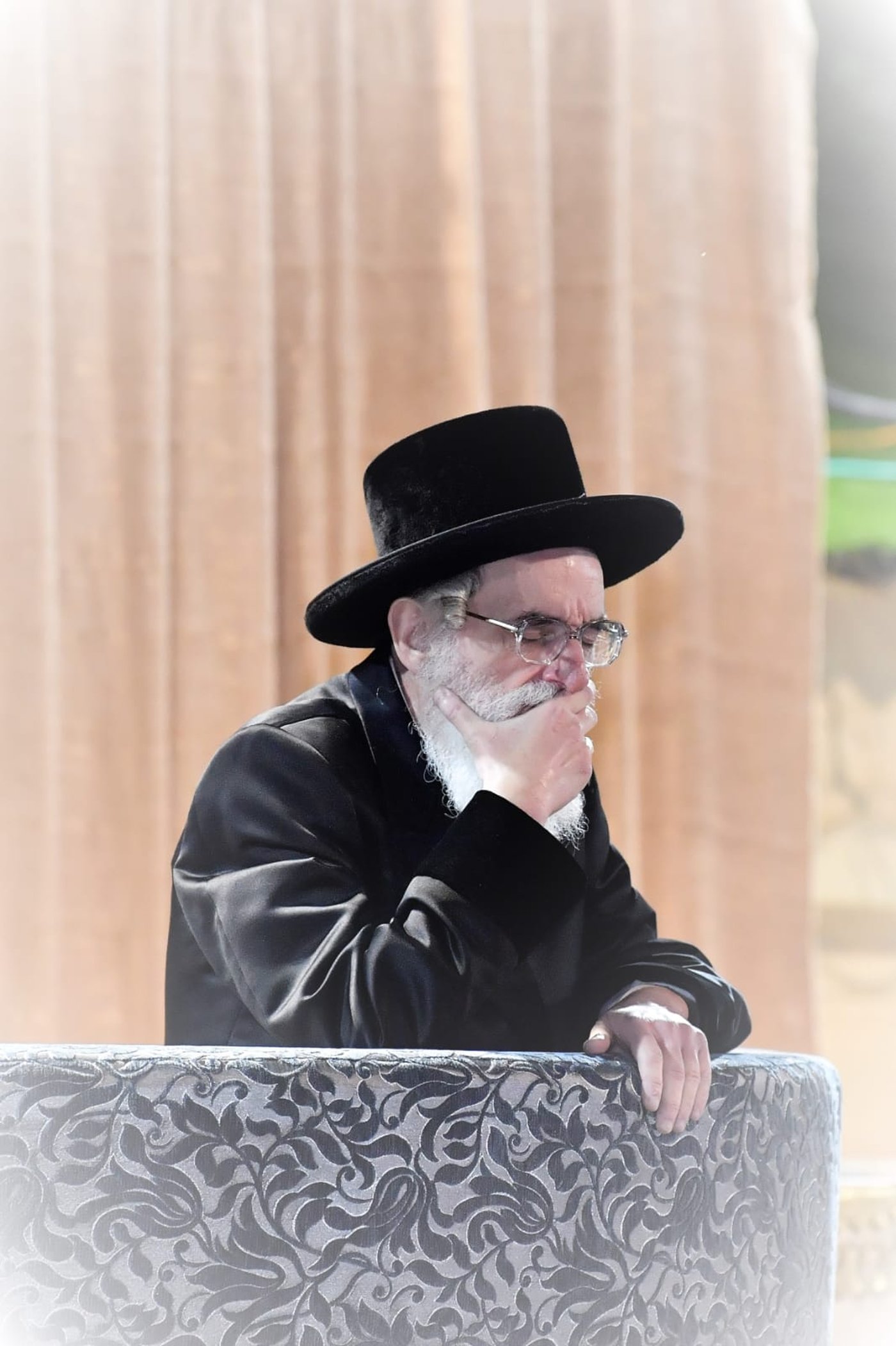 תיעוד: ל"ג בעומר בחצר הקודש ויז'ניץ
