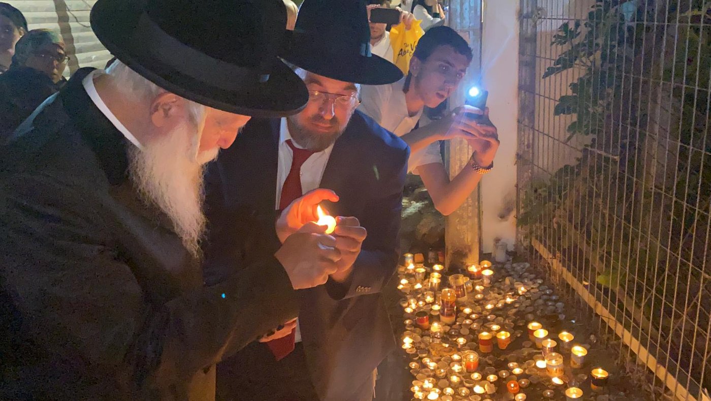 כשהגרי"ד גרוסמן דמע במקום האסון במירון • צפו