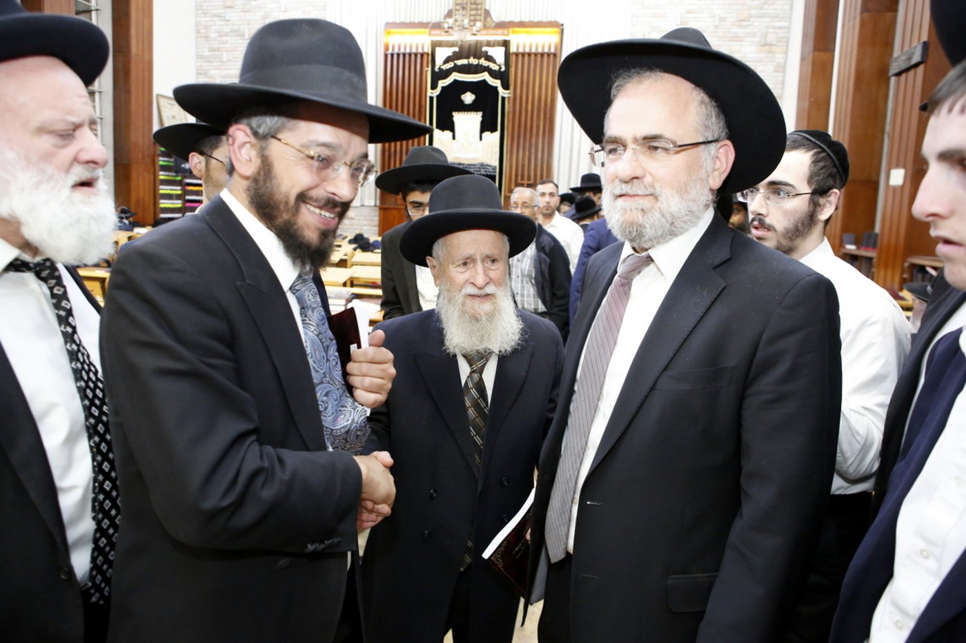 יובל שנים להסתלקותו: המונים בעצרת לזכר הגאון רבי עזרא עטיה זי"ע