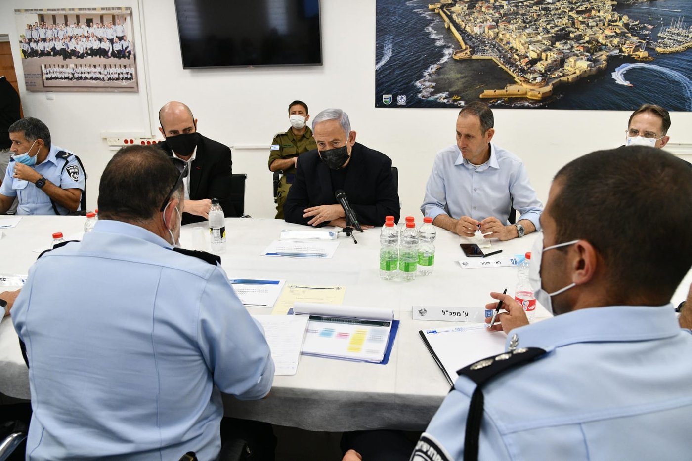 נתניהו בעכו: "נחזיר את המשילות באגרוף ברזל"