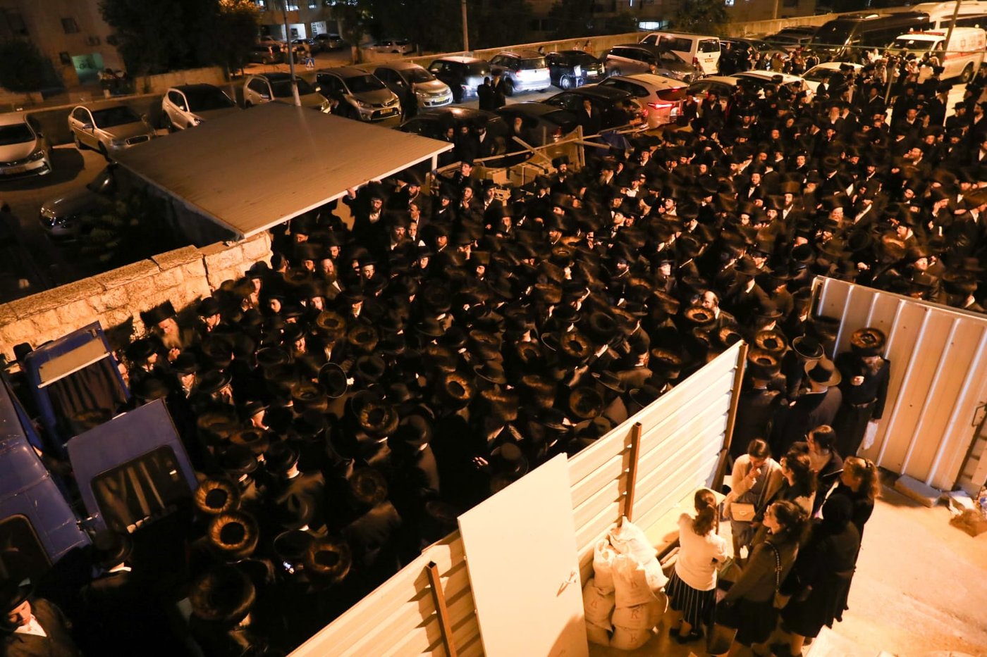 לאחר חצות: שני חסידי קרלין שנהרגו באסון הובאו למנוחות