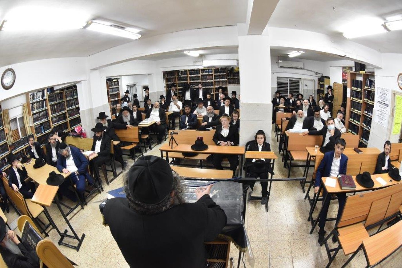 הקהל בעצרת