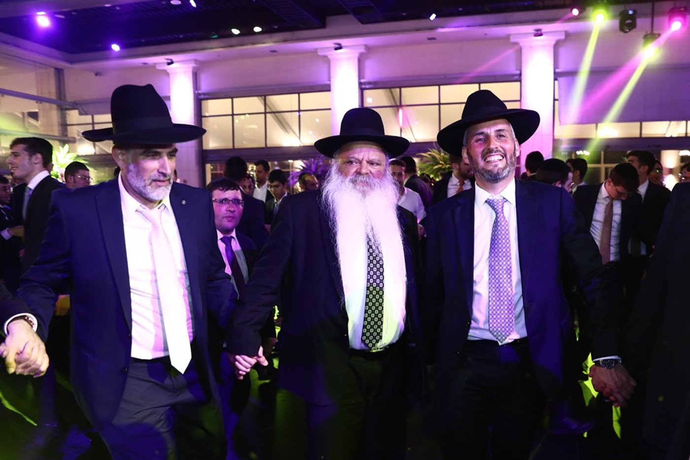 חה"כ חיים ביטון השיא בתו; צפו בגלריה
