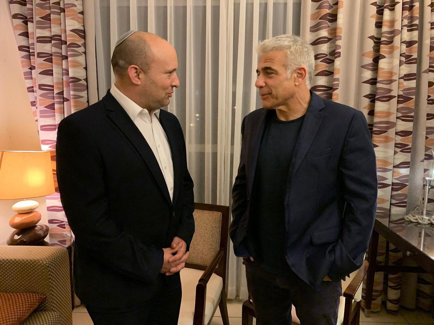 יו"ר ימינה, נפתלי בנט, ויו"ר יש עתיד, יאיר לפיד, הערב בכפר המכביה