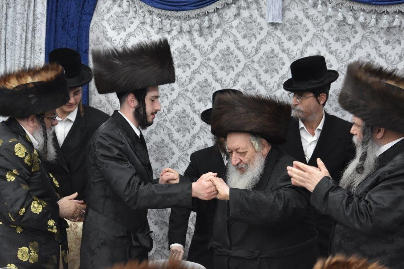 שבע ברכות בחצרות קוידינוב ולייפניק
