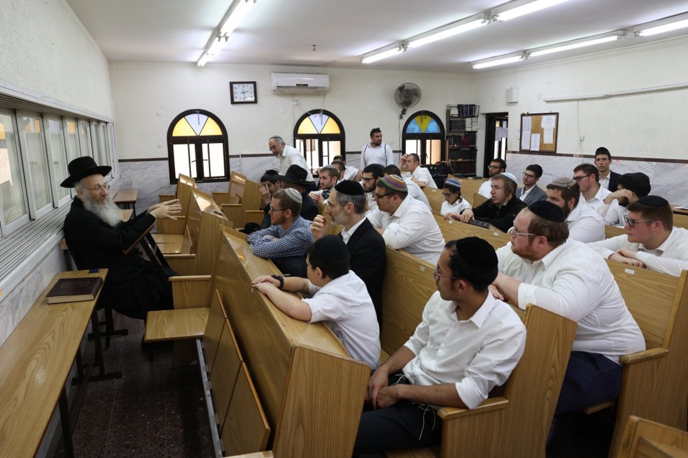 כשהפוסק שר עם האמריקנים; "תודה לך ה'"