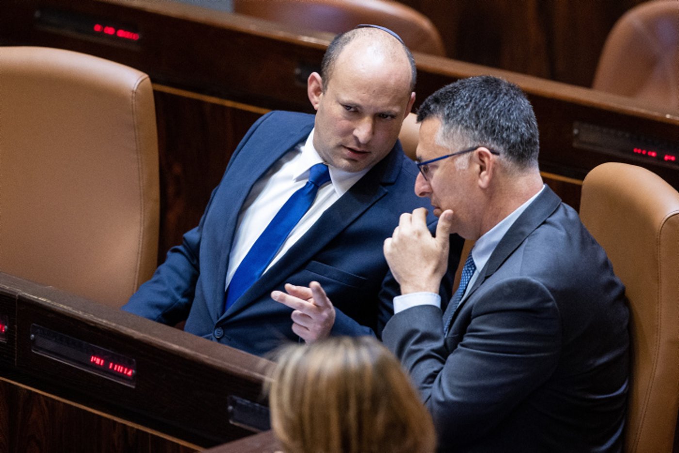 רה"מ בנט וסגנו סער. היו מוכנים להסתמך על תע"ל כדי להדיח את נתניהו
