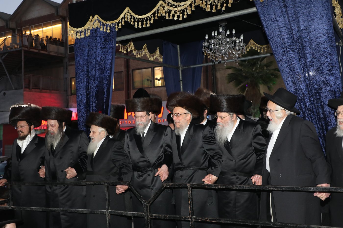 בזוועהיל חגגו את נישואי נכדת האדמו"ר