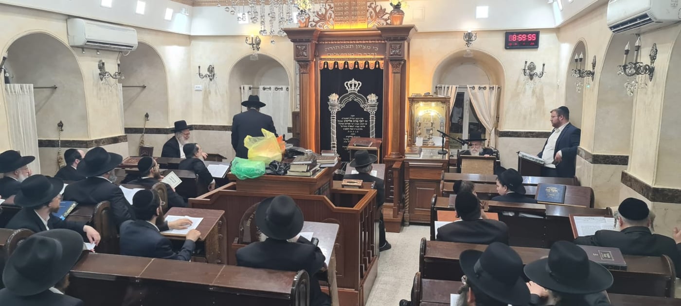 תיעוד: העלייה לקברו של מרן הגרי"ש אלישיב זצ"ל