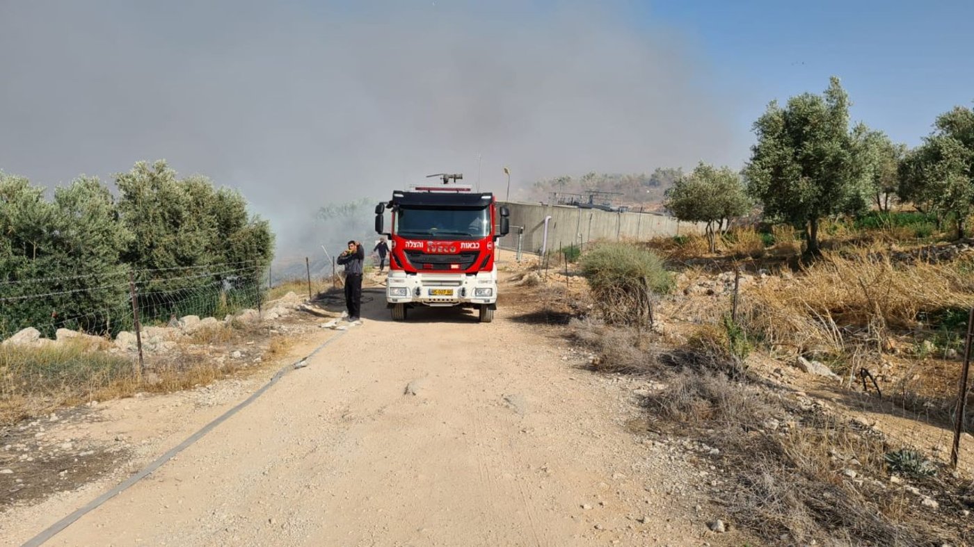 הושגה שליטה על השריפה בשמורת הטבע "נחל תקוע"