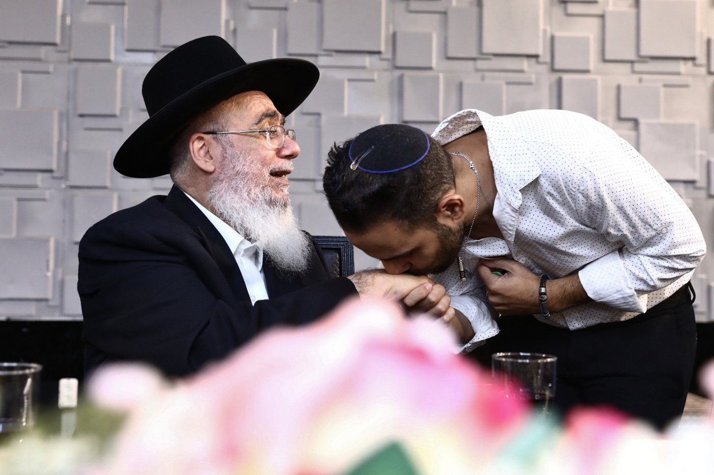 הגר"ח רבי השיא את נכדתו; צפו בגלריה