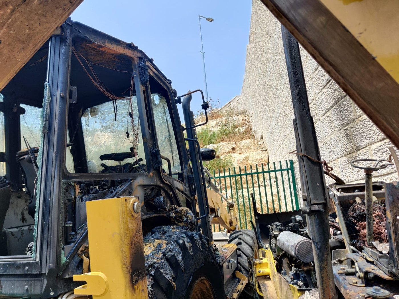 שוב קיצונים פגעו ברכוש הרכבת הקלה בי-ם