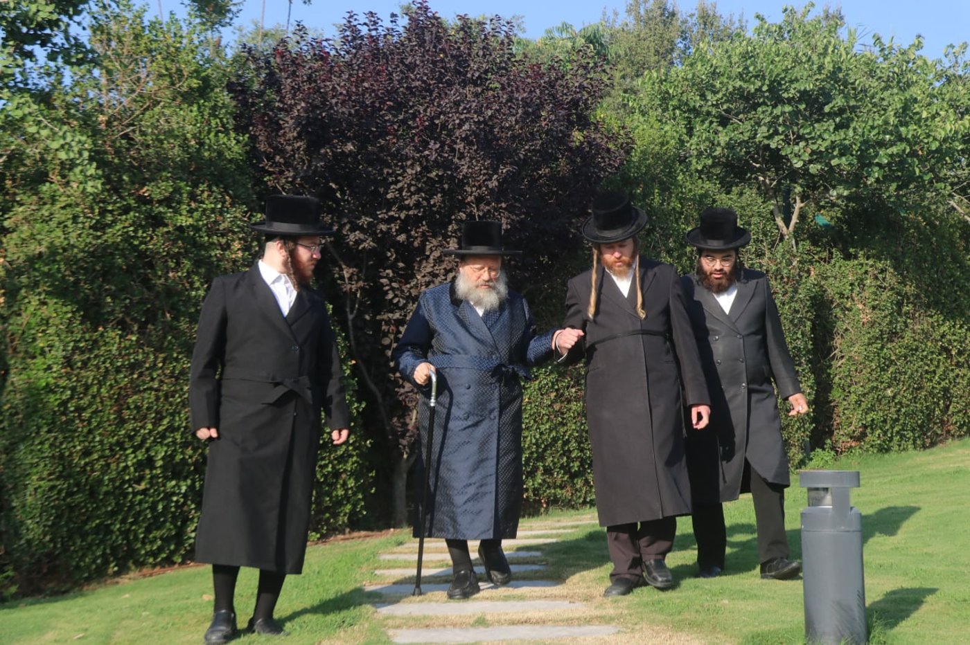 בבית הנגיד: האדמו"ר בנאות דשא • צפו