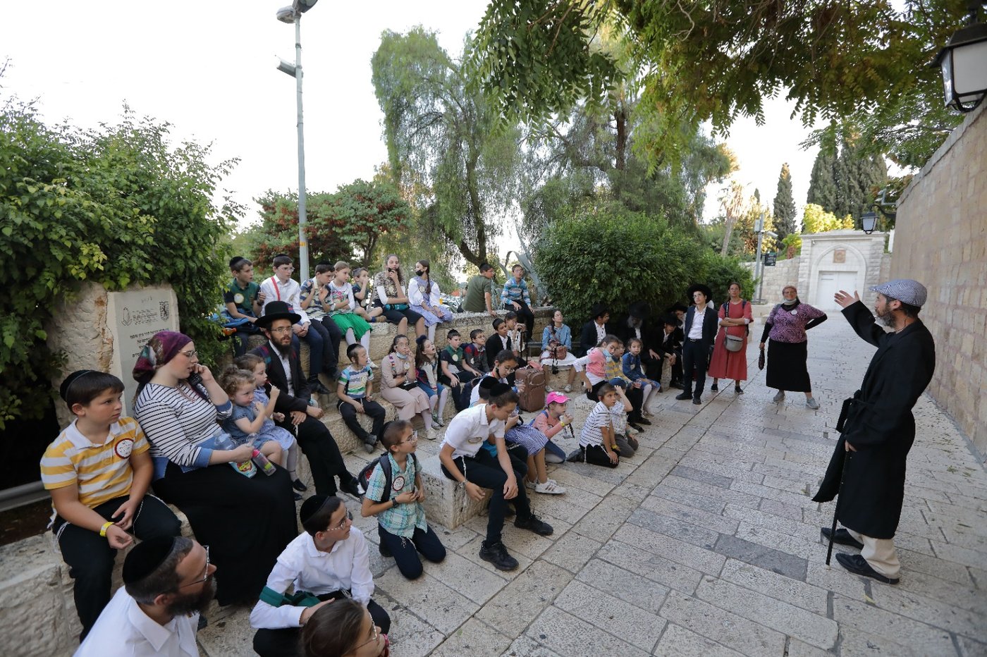 אלפי ירושלמים השתתפו באטרקציית 'בשבילי ירושלים'