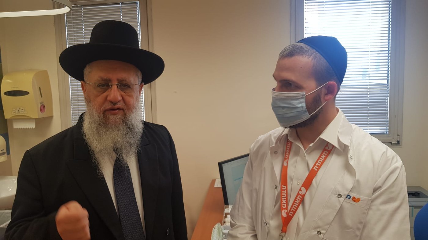 גדולי ישראל וכמחצית מבני ה-60+ הנמנים על לקוחות מאוחדת התחסנו בשלישית