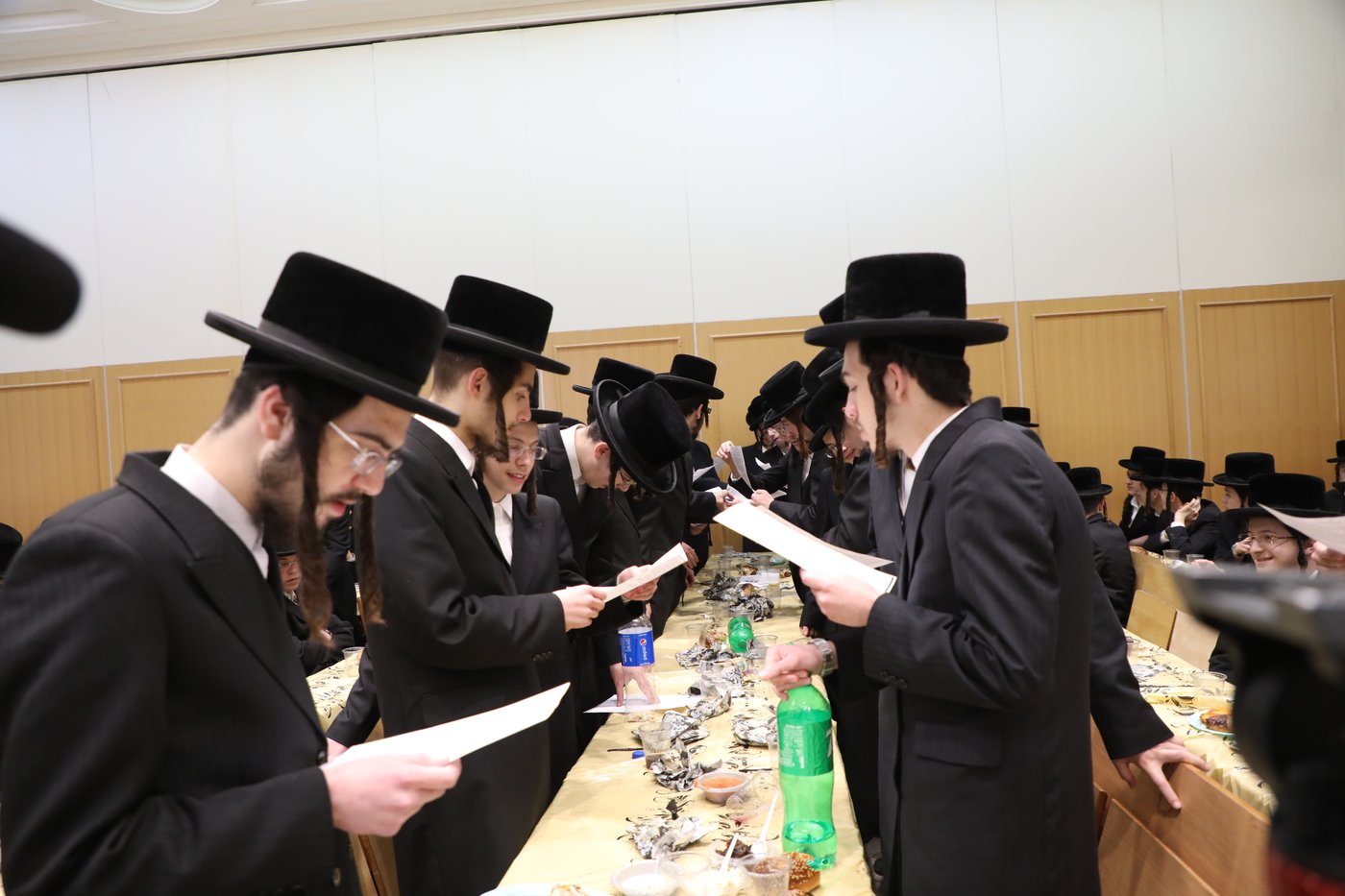 במעמד כבוד התורה: בחורי ערלוי סיימו את 'בבא מציעא'