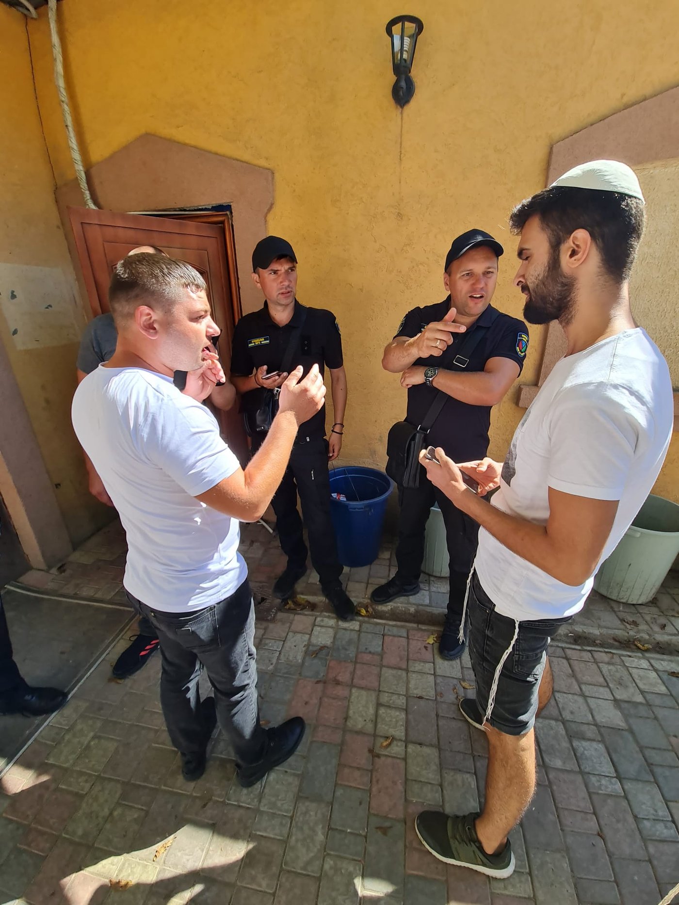 לראשונה: עיריית אומן גובה מס מהעולים לרגל