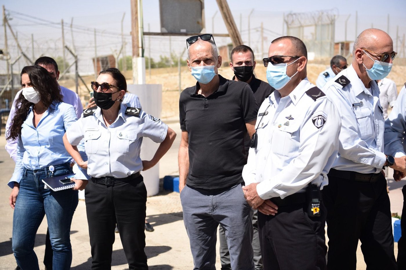 השר בר לב בכלא קציעות: אירוע דומה עלול להתרחש שוב