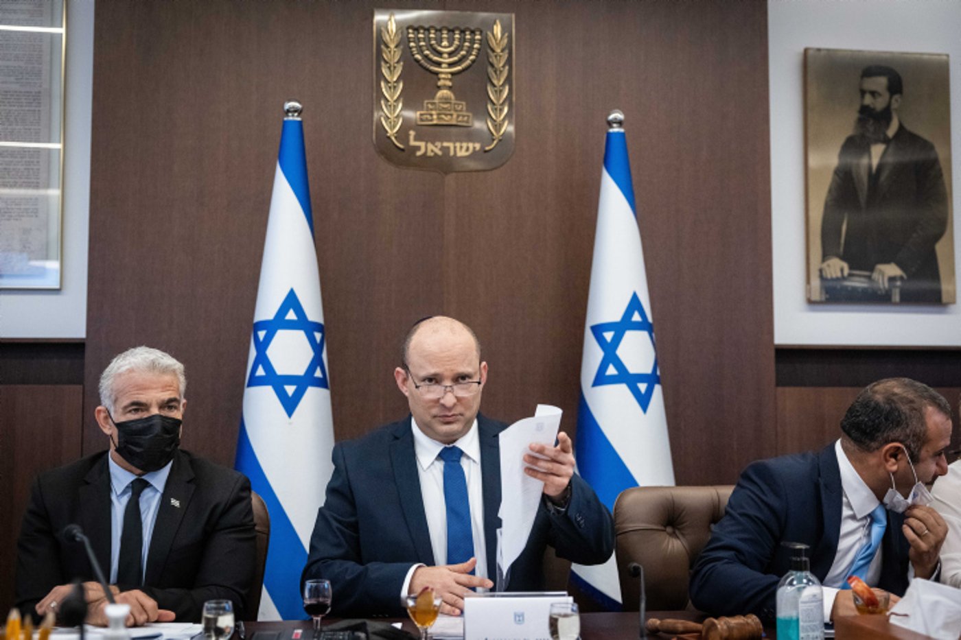ראש הממשלה וראש הממשלה החליפי