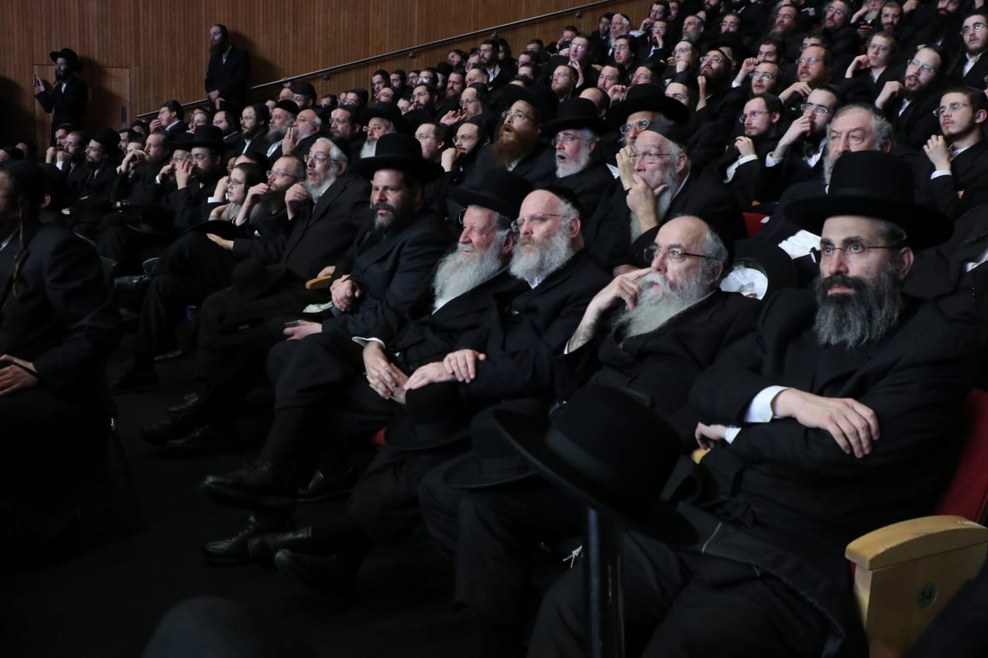 מבחן הענק של גור: האדמו"ר הפתיע והתערב בדיון ההלכתי