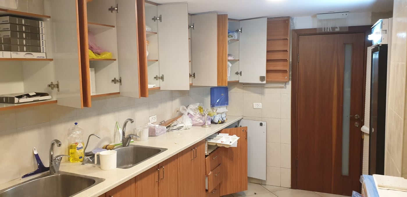 הלם בשכונת הר נוף: שלושה בתי כנסת נפרצו בליל שבת
