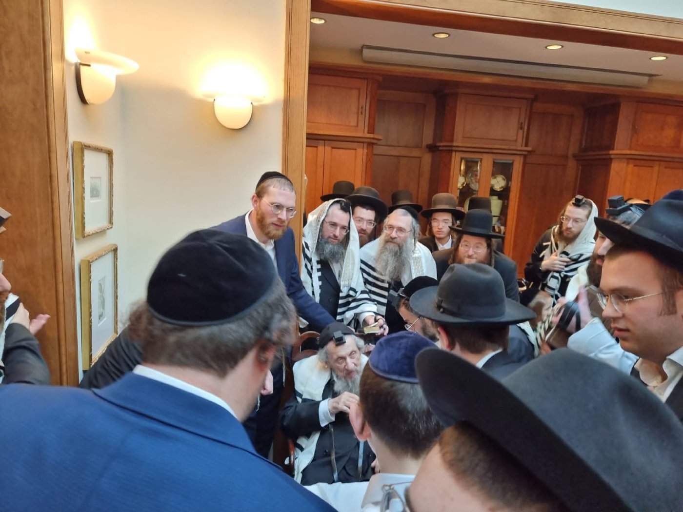 ראש ישיבת סלבודקא ביקר בארצות הברית • תיעוד