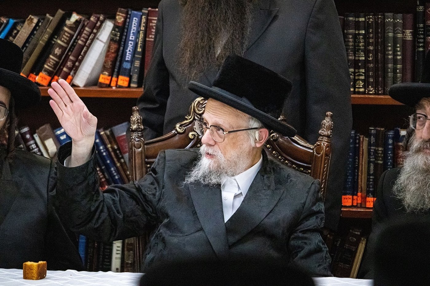 החסידים התרגשו: האדמו"ר מסערט ויז'ניץ בביקור בארה"ב