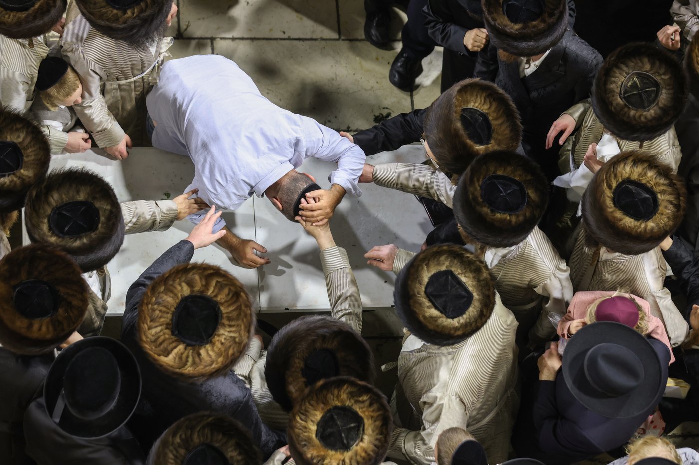 תיעוד: האדמו"ר מפינסק קרלין שבת במירון