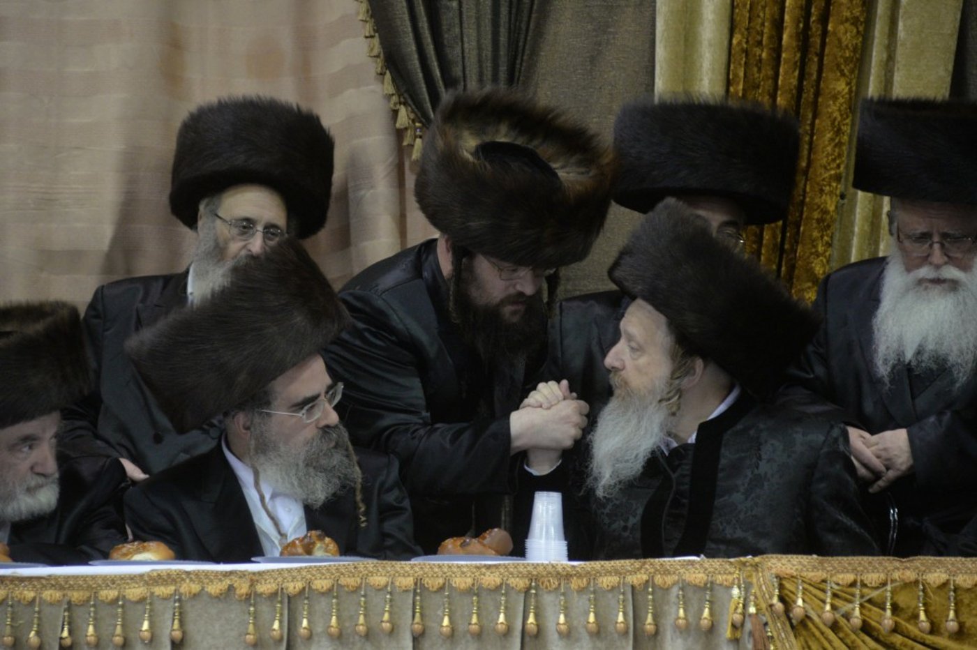 שמחת החתונה בחצרות דז'יקוב ויז'ניץ - מאקווא