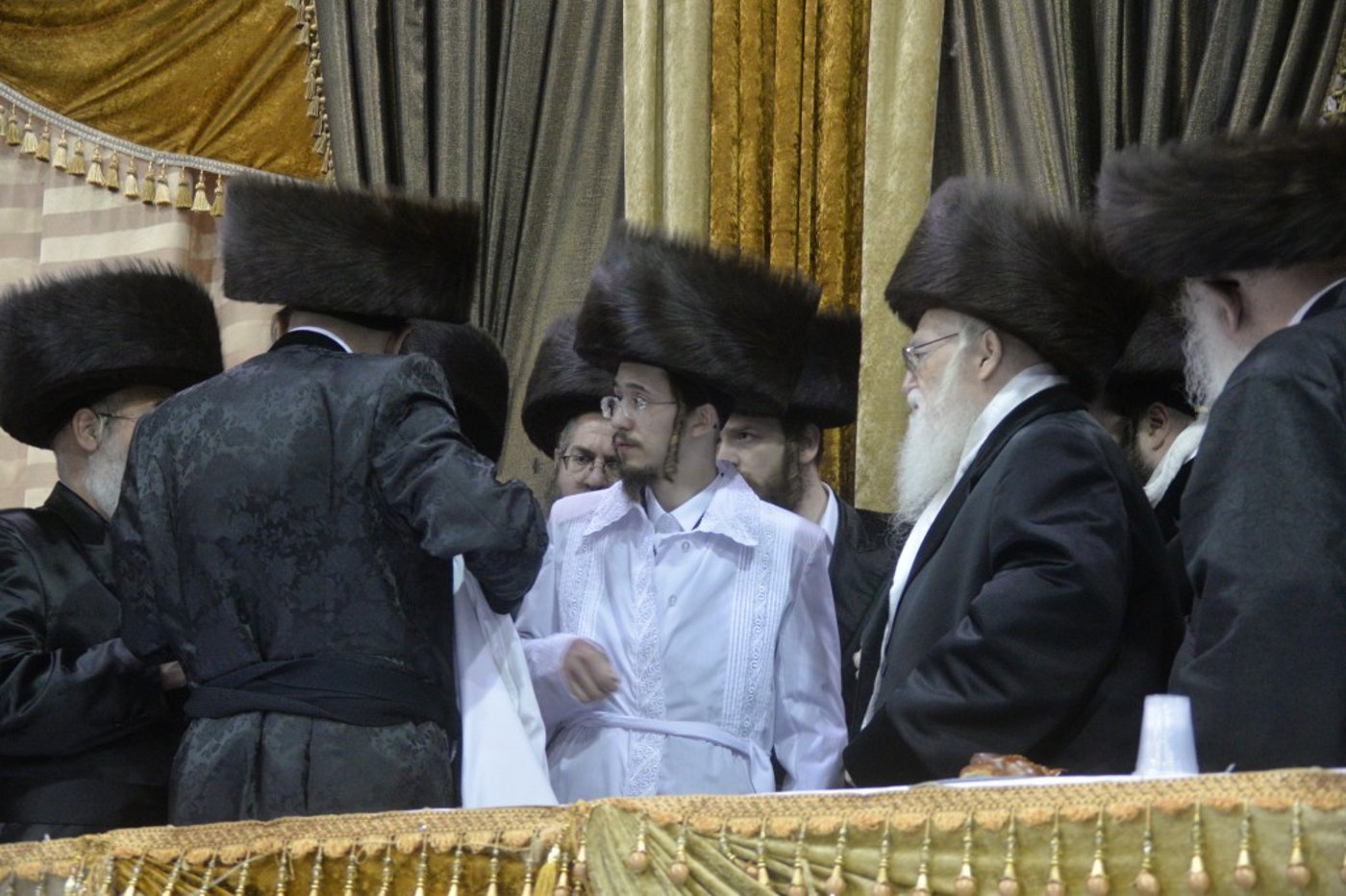 שמחת החתונה בחצרות דז'יקוב ויז'ניץ - מאקווא