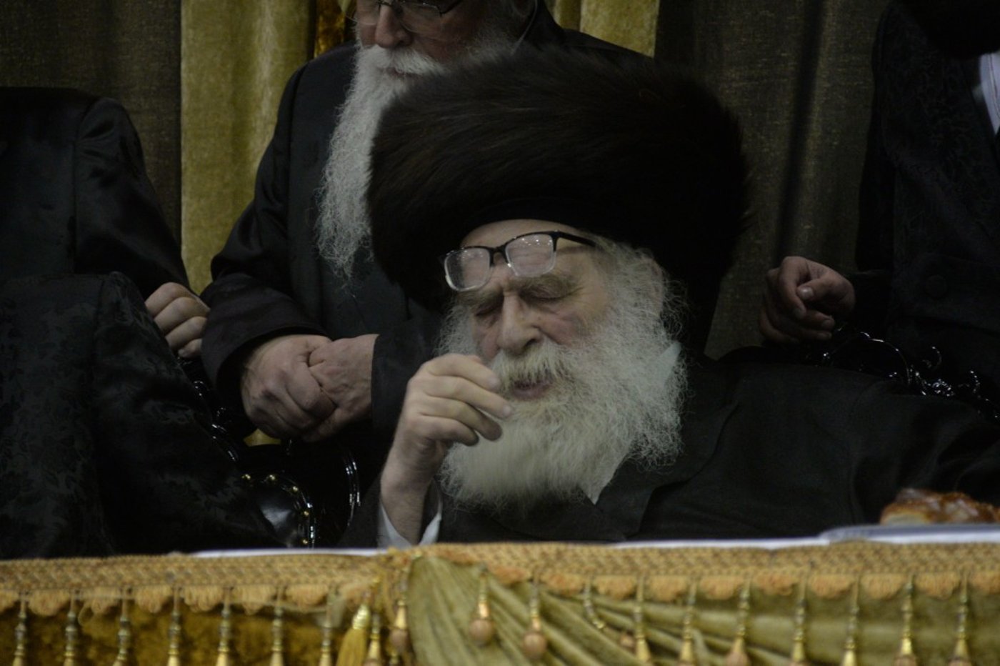 שמחת החתונה בחצרות דז'יקוב ויז'ניץ - מאקווא