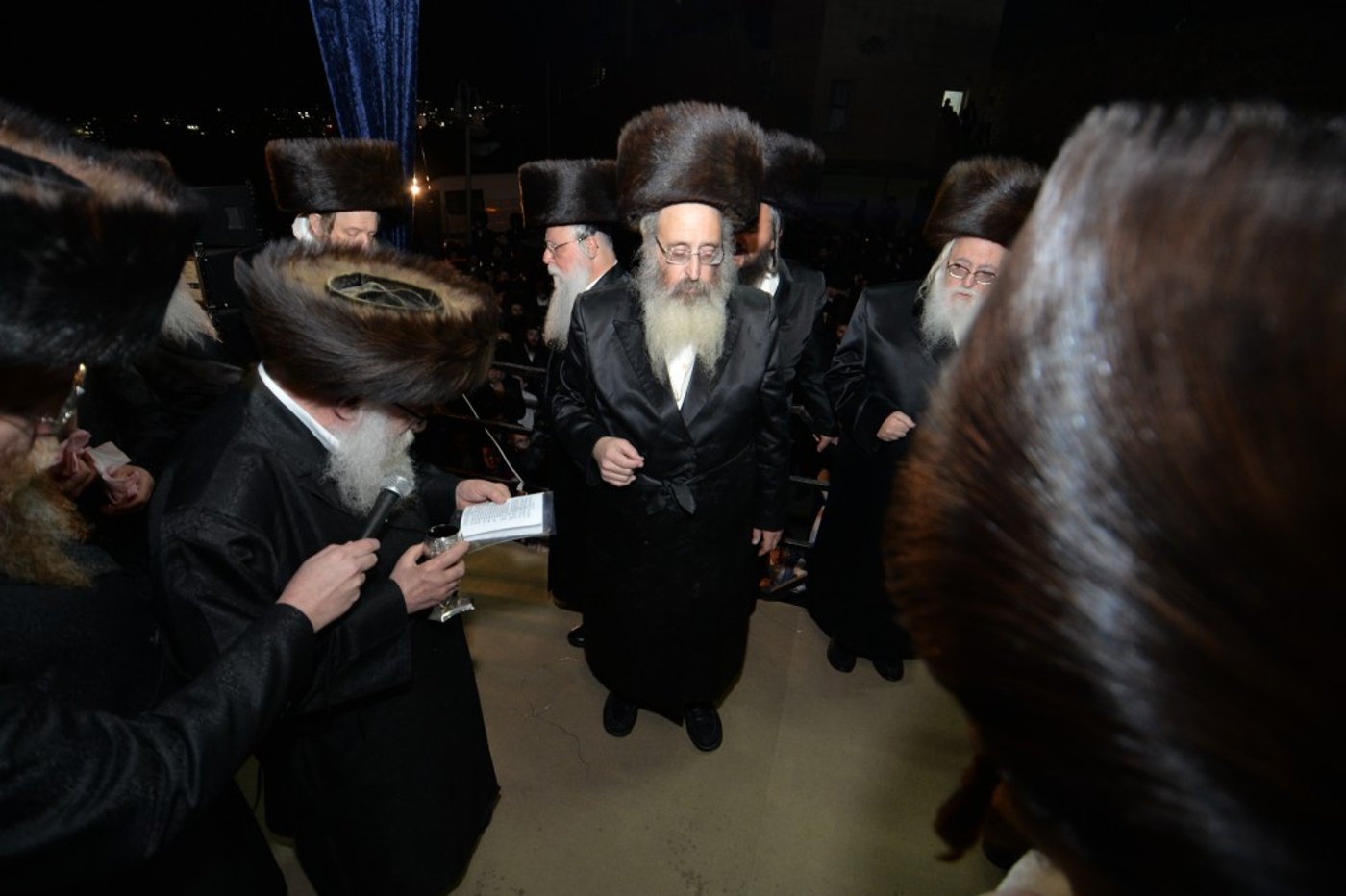 שמחת החתונה בחצרות דז'יקוב ויז'ניץ - מאקווא