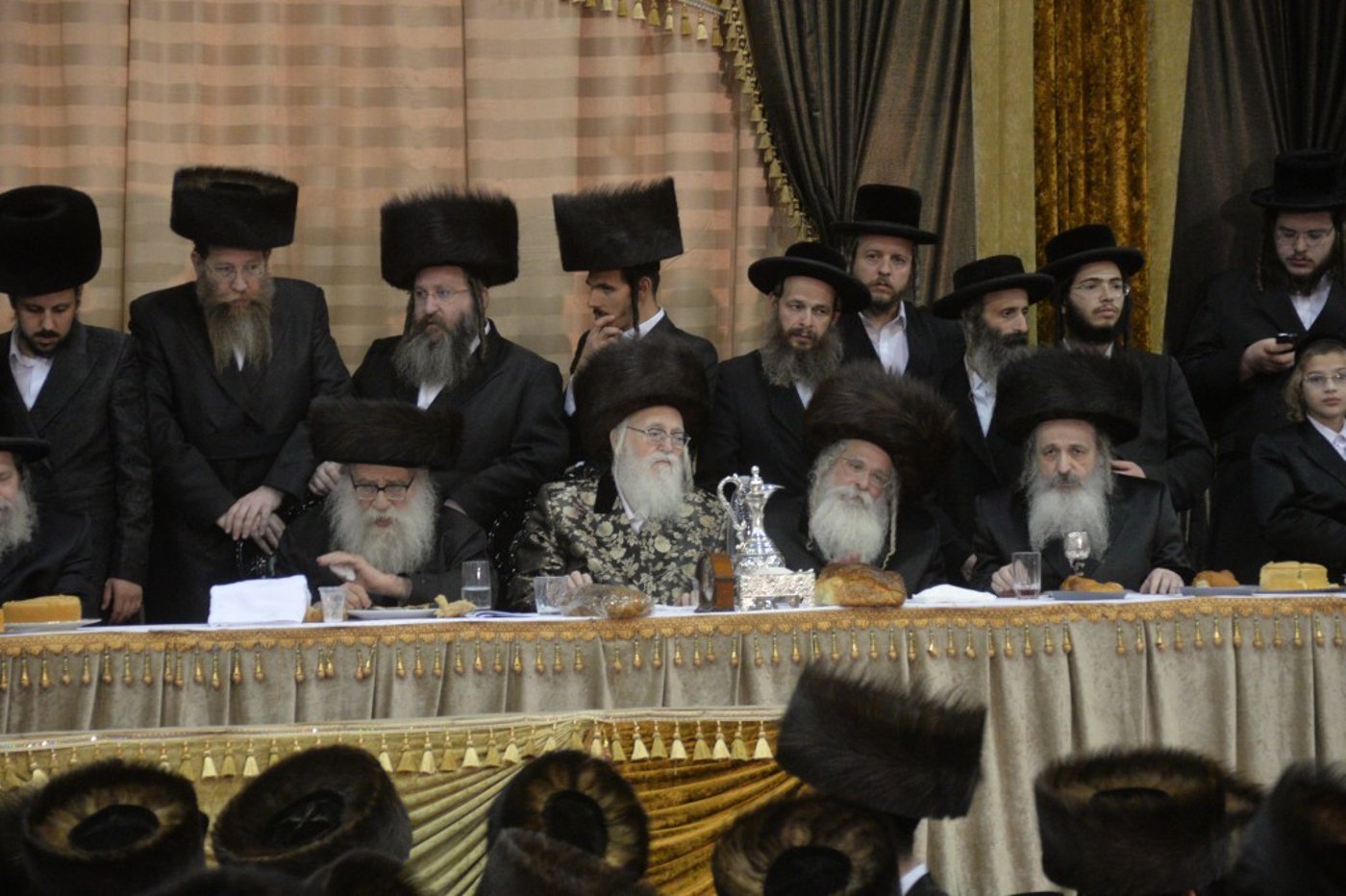 שמחת החתונה בחצרות דז'יקוב ויז'ניץ - מאקווא