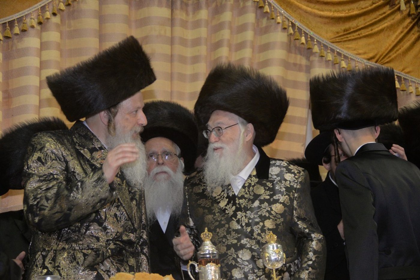 שמחת החתונה בחצרות דז'יקוב ויז'ניץ - מאקווא