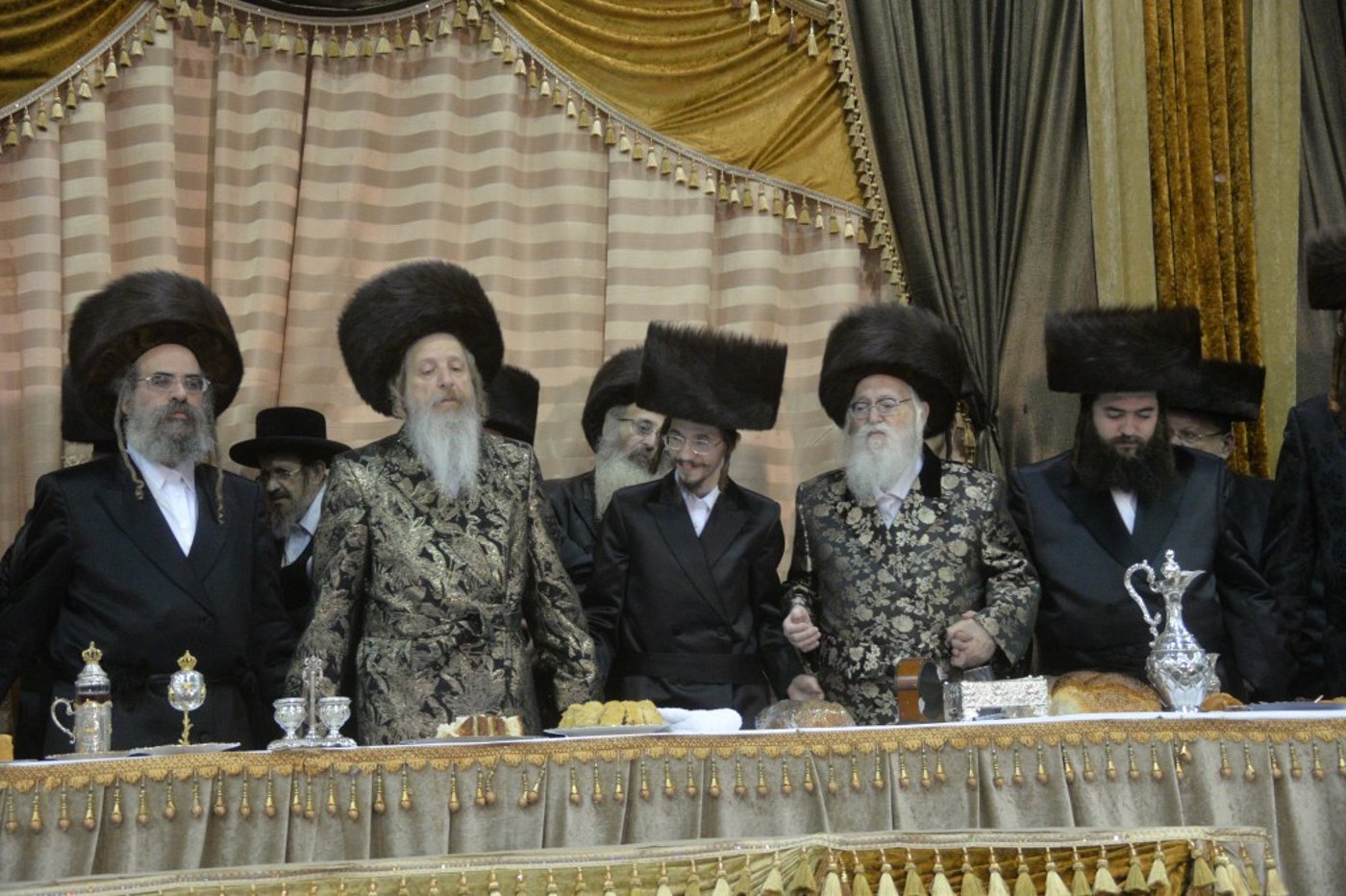 שמחת החתונה בחצרות דז'יקוב ויז'ניץ - מאקווא