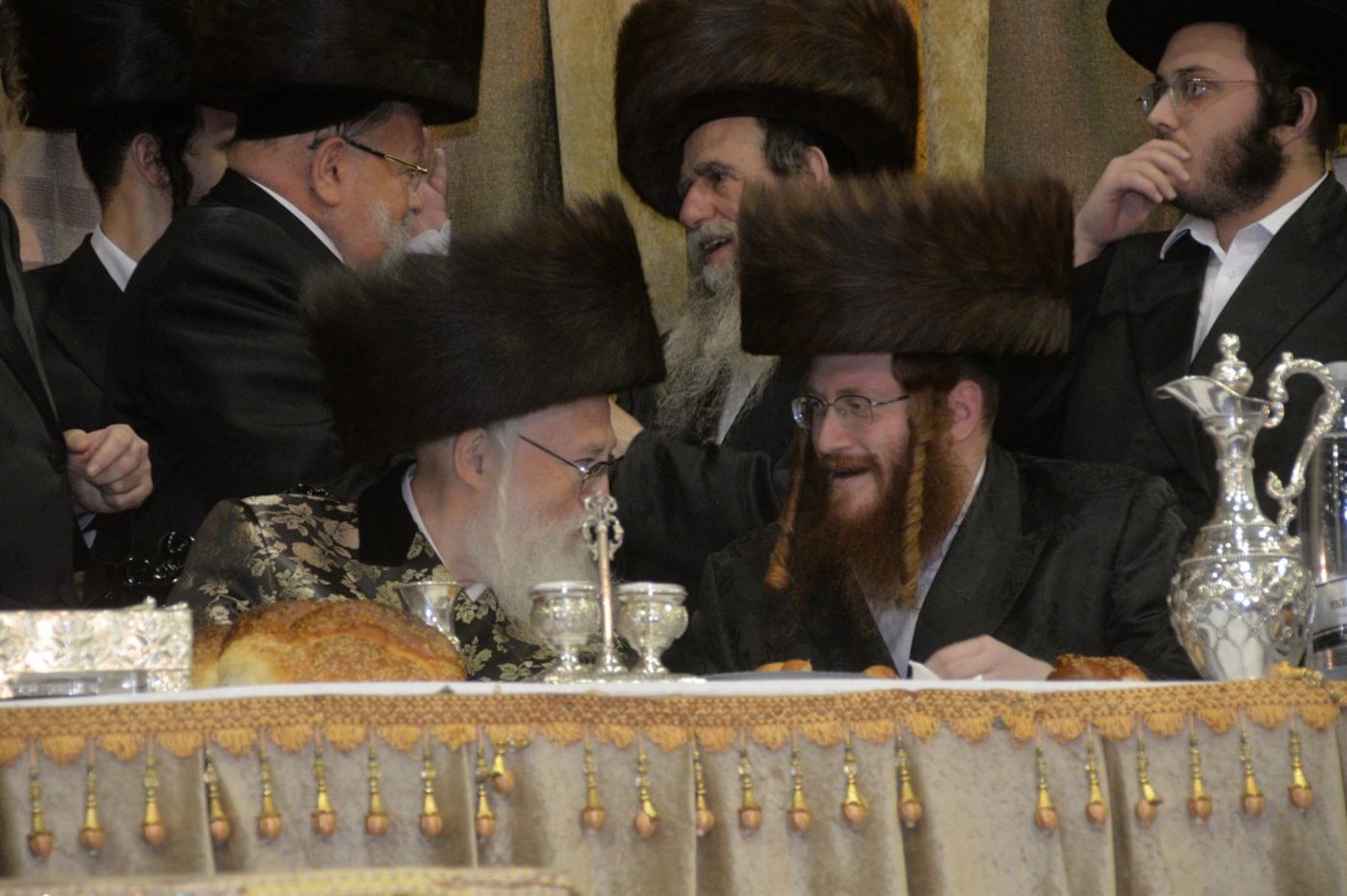 שמחת החתונה בחצרות דז'יקוב ויז'ניץ - מאקווא