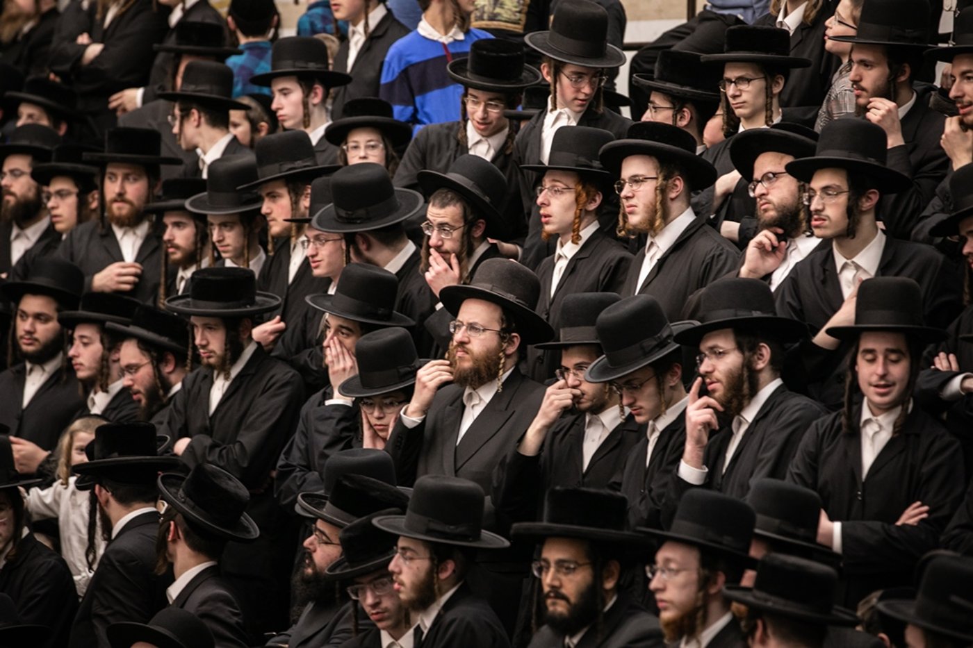 הרבי מסאטמר הדליק נר ראשון ונשא 'פשעטל'; תיעוד