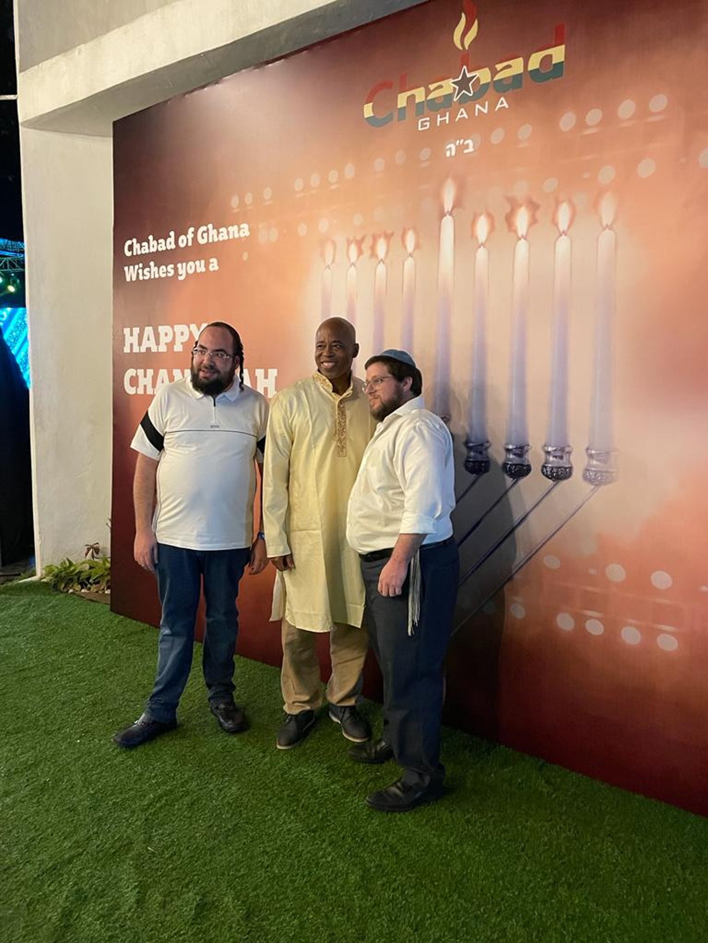 הדלקת נרות בגאנה עם ר"ע ניו יורק