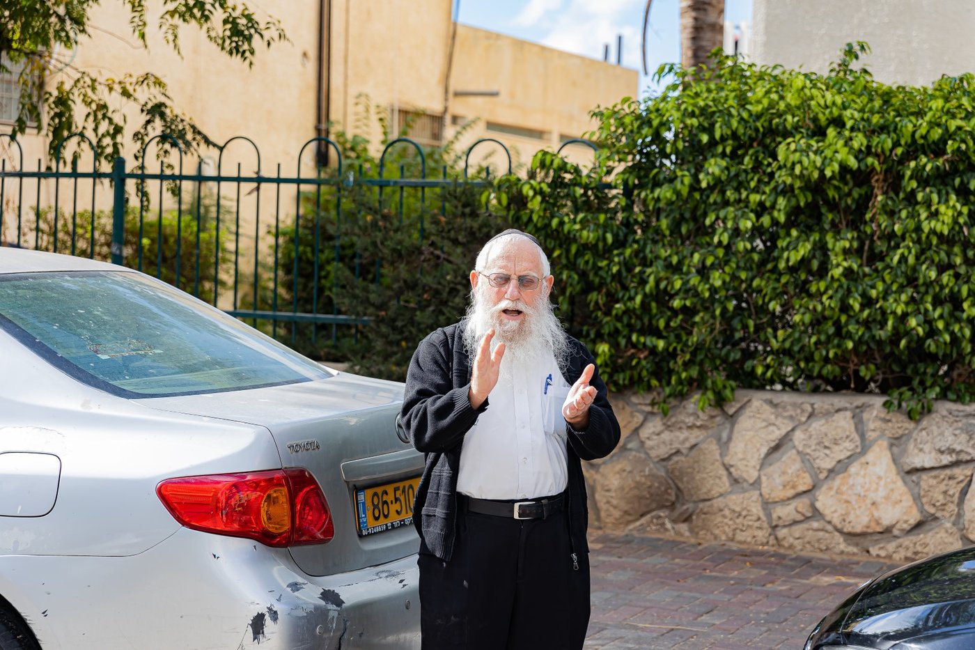 מרהיב: שיירת הטנקים של חב"ד מסביב לישראל