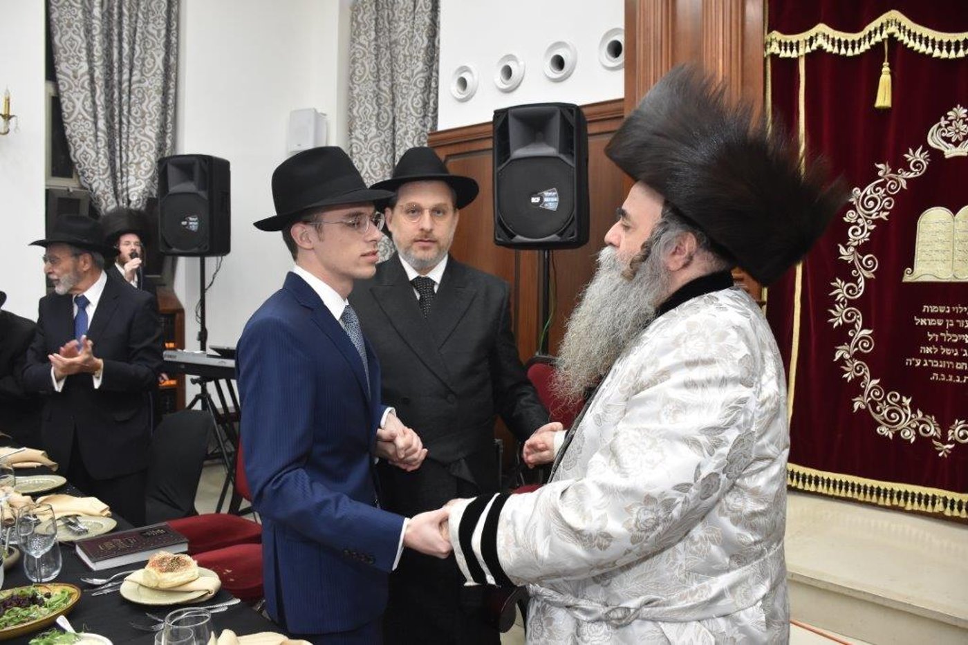 בני ברק: בבית מדרשו של הגאב"ד - שבע ברכות לבן הנגיד