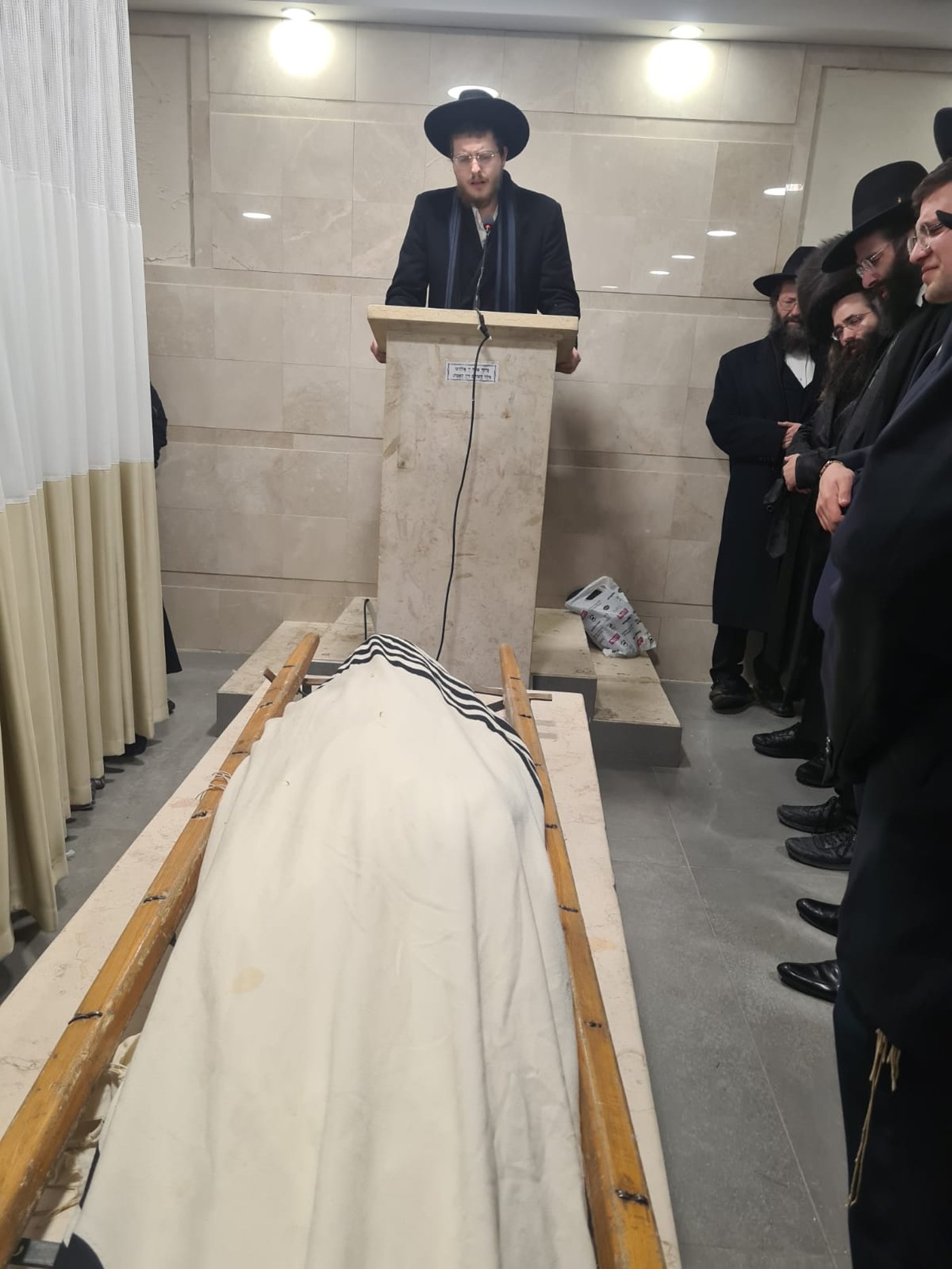 האב פרץ בבכי: "אני אוהב אותך אפרים; למה עזבת אותנו?"