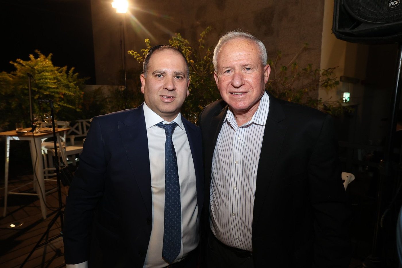 בן הרב התחתן עם בתו של יו"ר זק"א • צפו