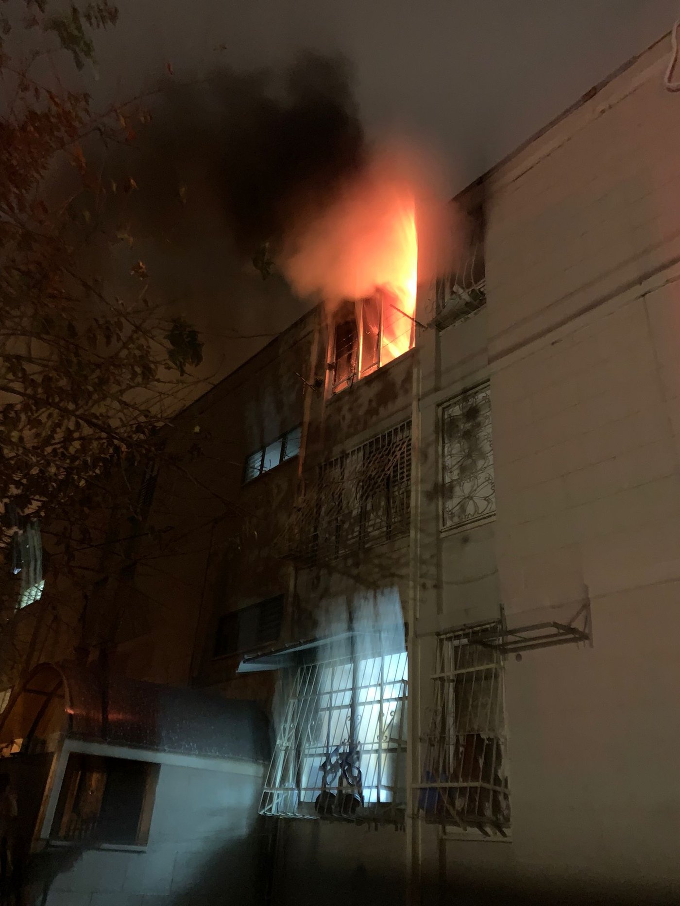 שריפה קטלנית: בן 60 נספה מהאש ברמלה
