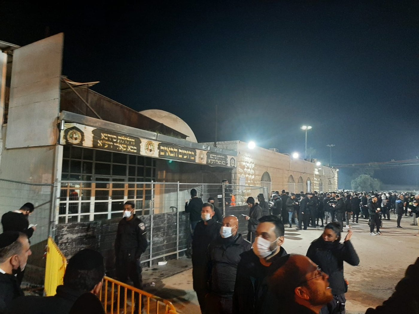 מתפללים ושוטרים התעמתו בקבר הבאבא סאלי בנתיבות