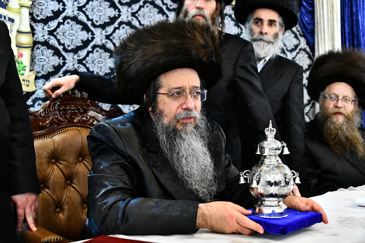 שנה לפטירת גאב"ד 'שבט הלוי': הוכנס ספר תורה