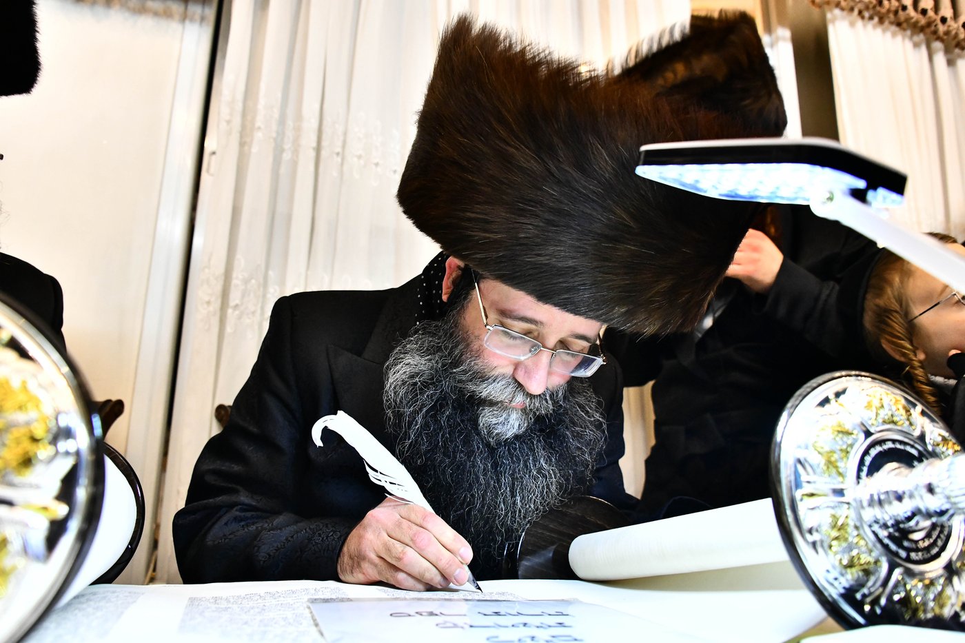 שנה לפטירת גאב"ד 'שבט הלוי': הוכנס ספר תורה