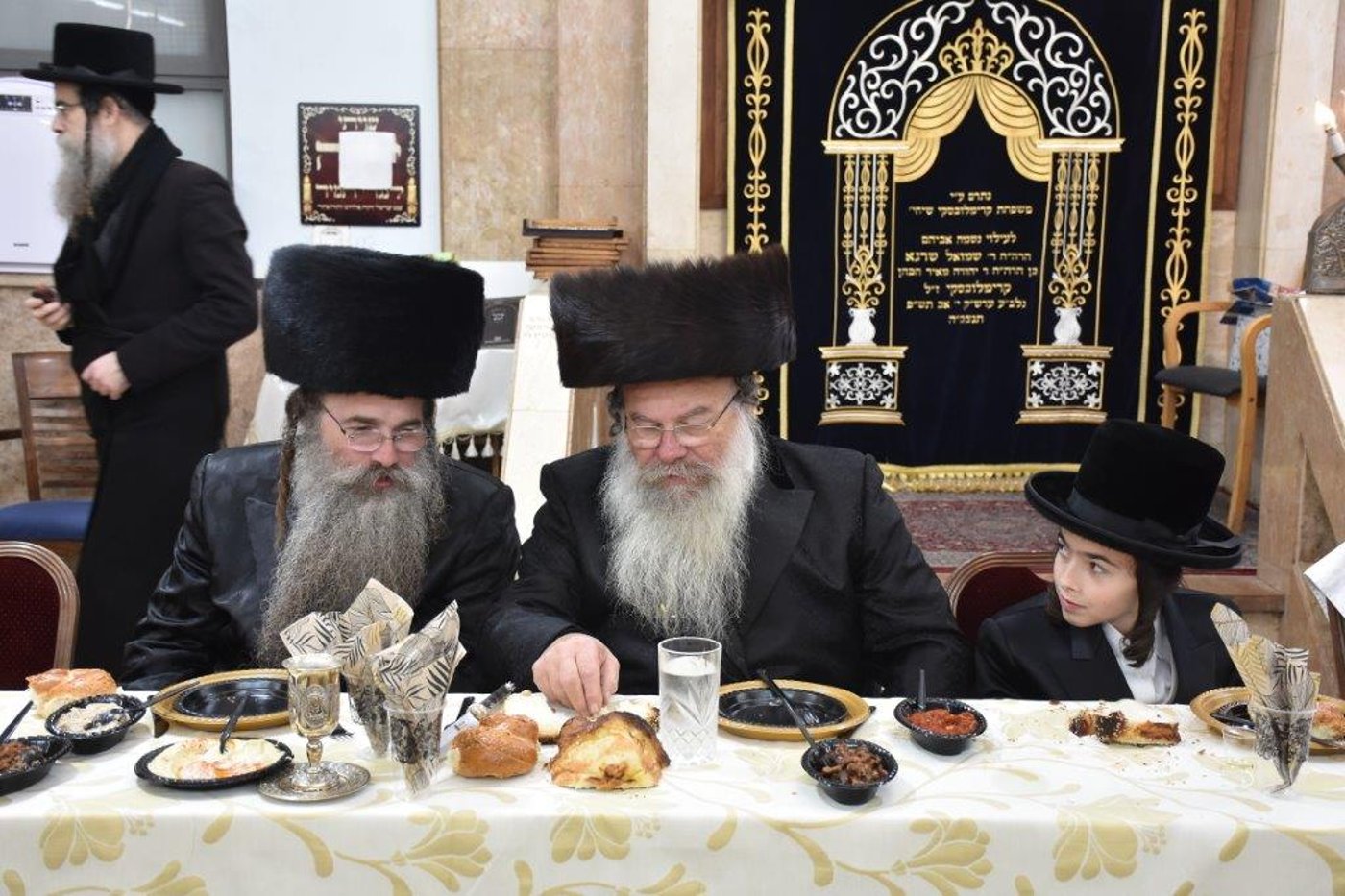 בר מצווה לנכד האדמו"ר מאשלג • גלריה