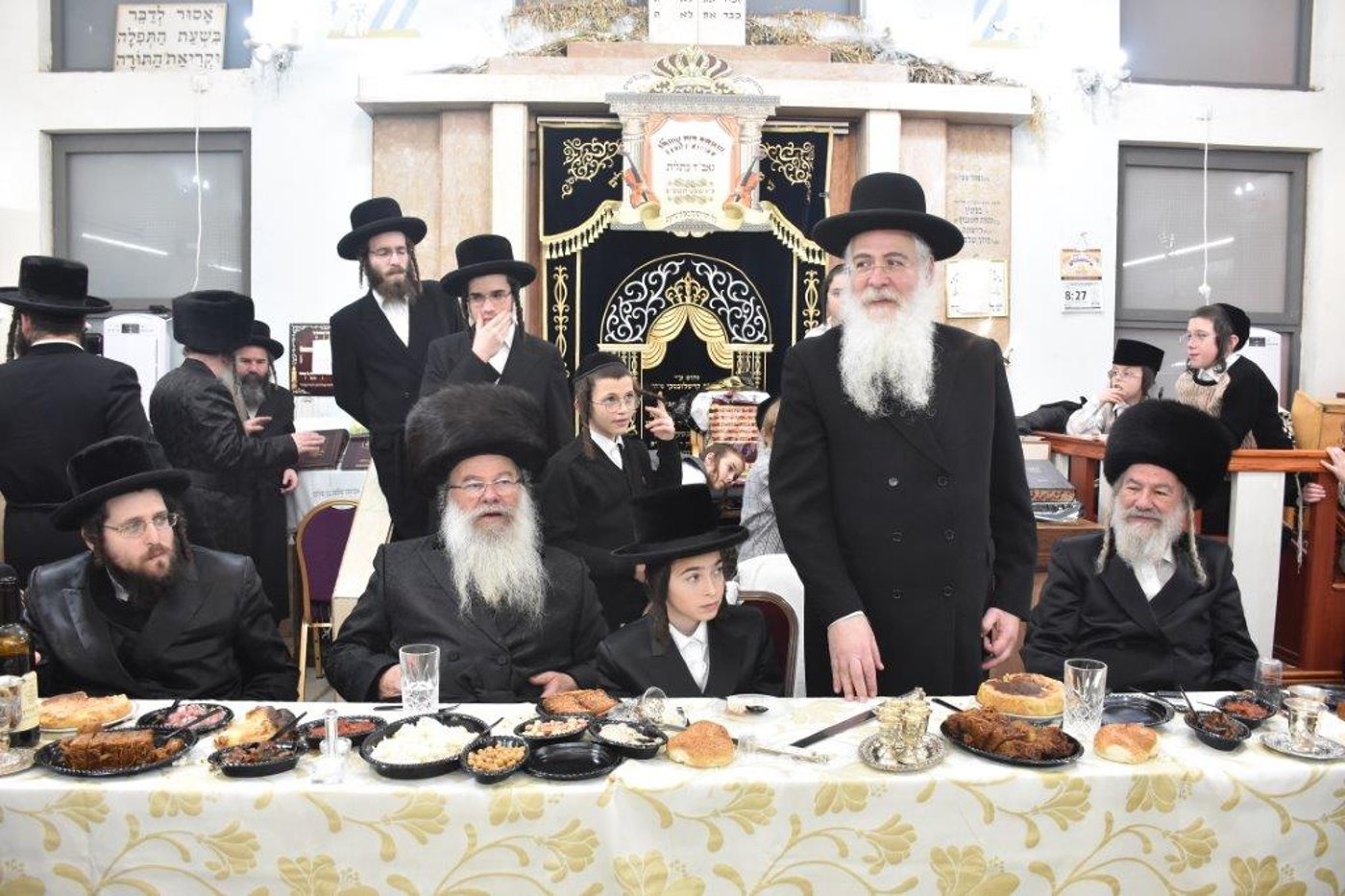 בר מצווה לנכד האדמו"ר מאשלג • גלריה