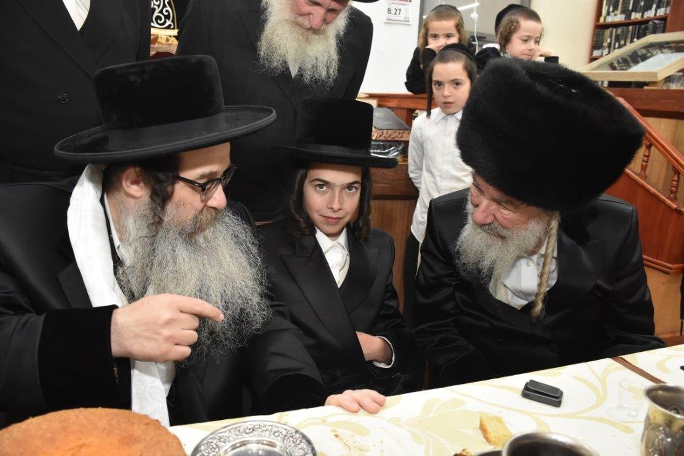 בר מצווה לנכד האדמו"ר מאשלג • גלריה
